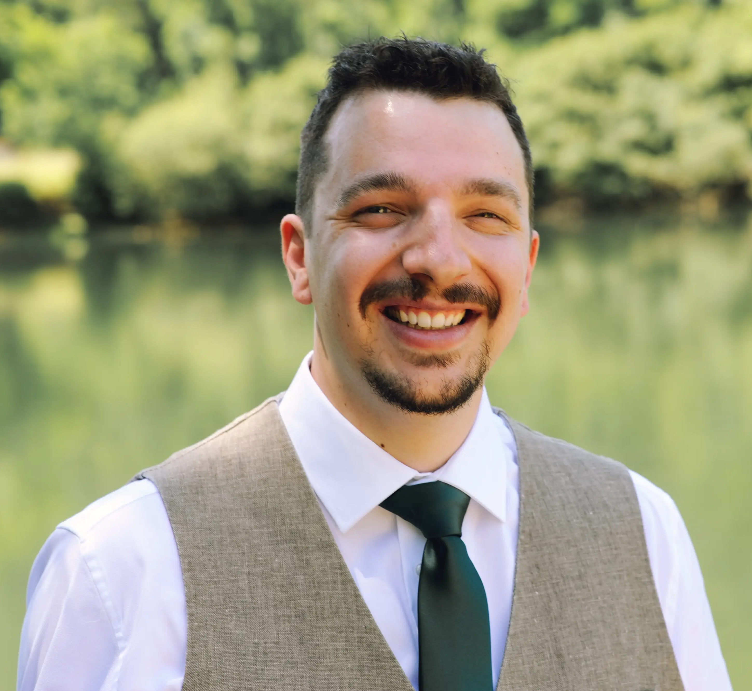 Portrait de Nathan, concepteur développeur d'application indépendant